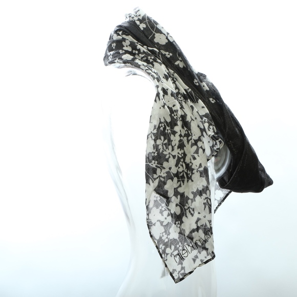 Calvin Klein Womens Scarf OS Floral Shiny - Picture 4 of 4